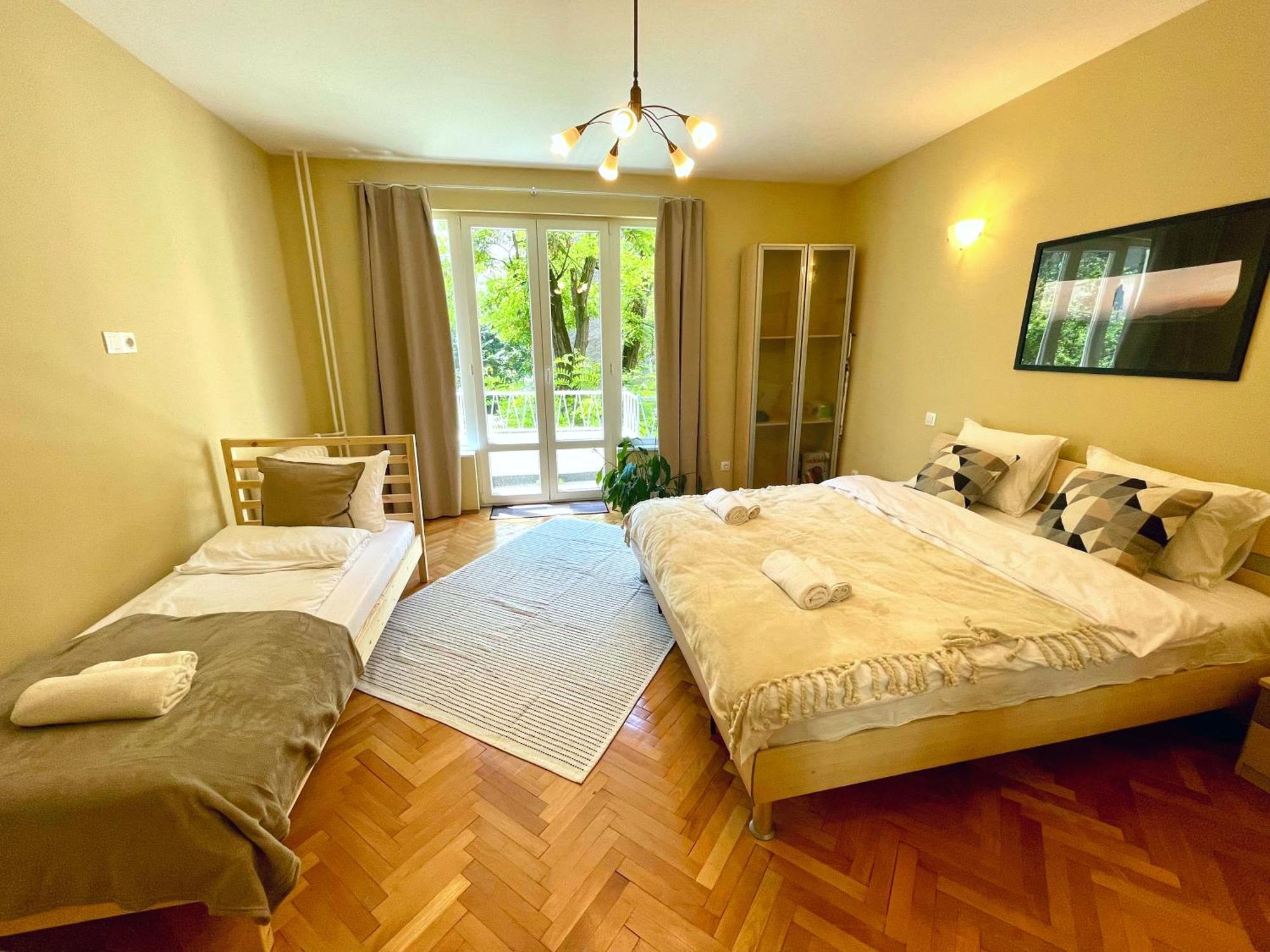 Bohemian Bright & Calm 2Br - Top Center - Private Balcony Sofia Buitenkant foto