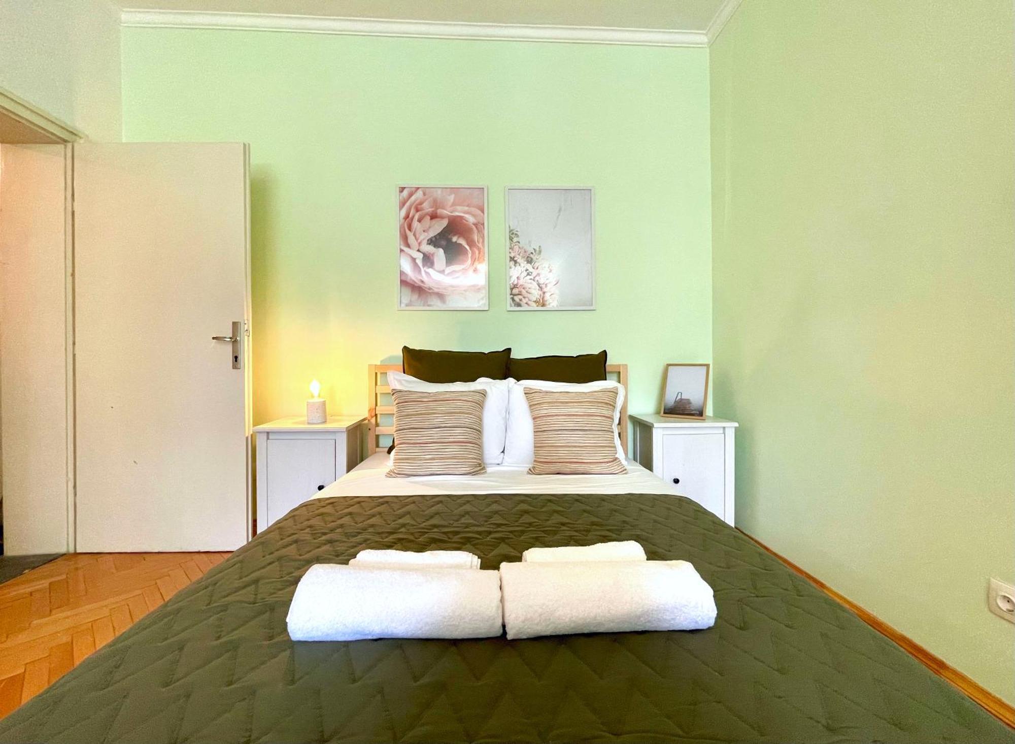 Bohemian Bright & Calm 2Br - Top Center - Private Balcony Sofia Buitenkant foto