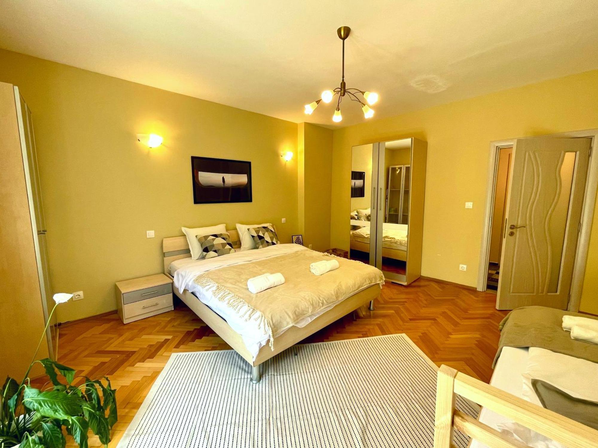 Bohemian Bright & Calm 2Br - Top Center - Private Balcony Sofia Buitenkant foto