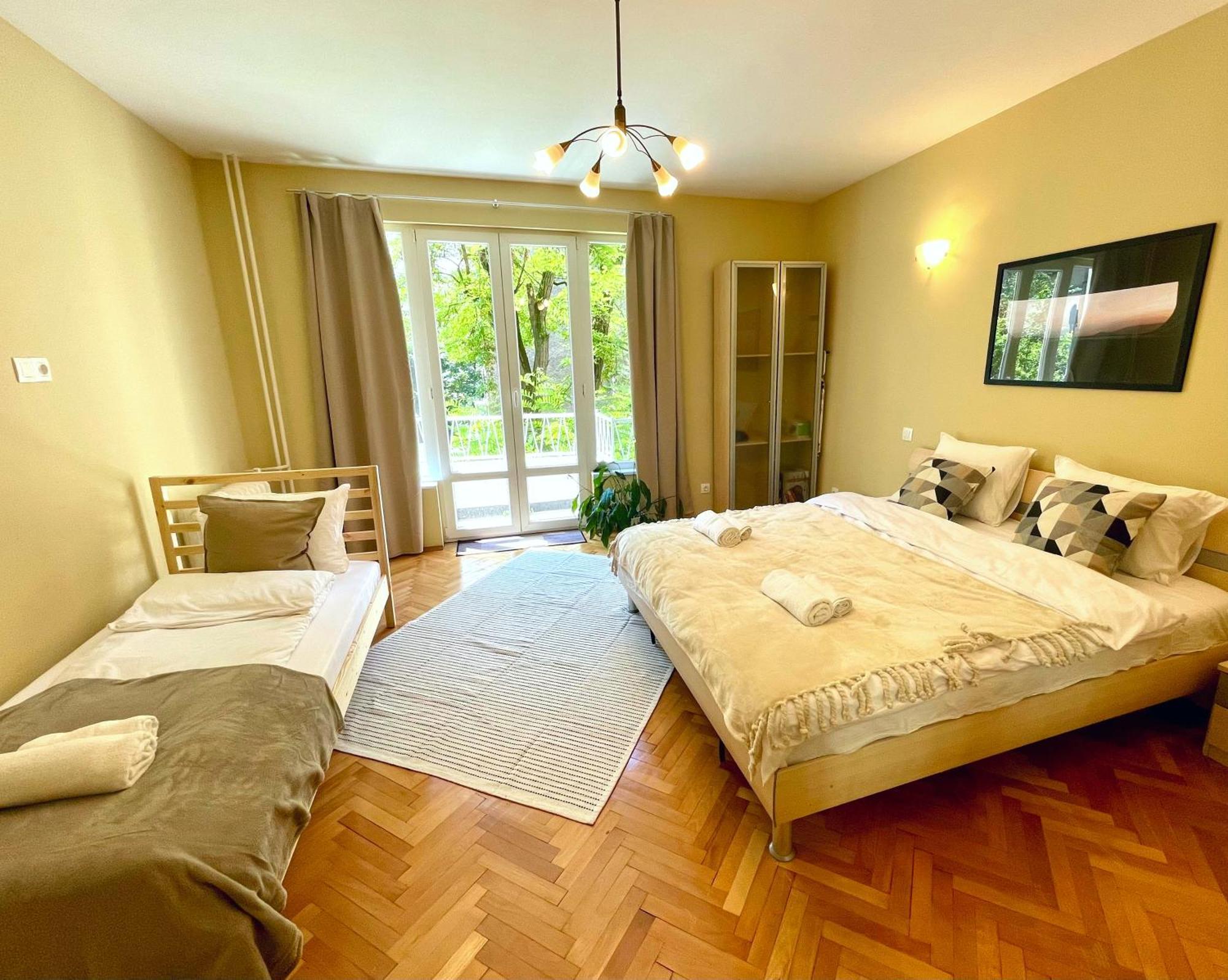Bohemian Bright & Calm 2Br - Top Center - Private Balcony Sofia Buitenkant foto