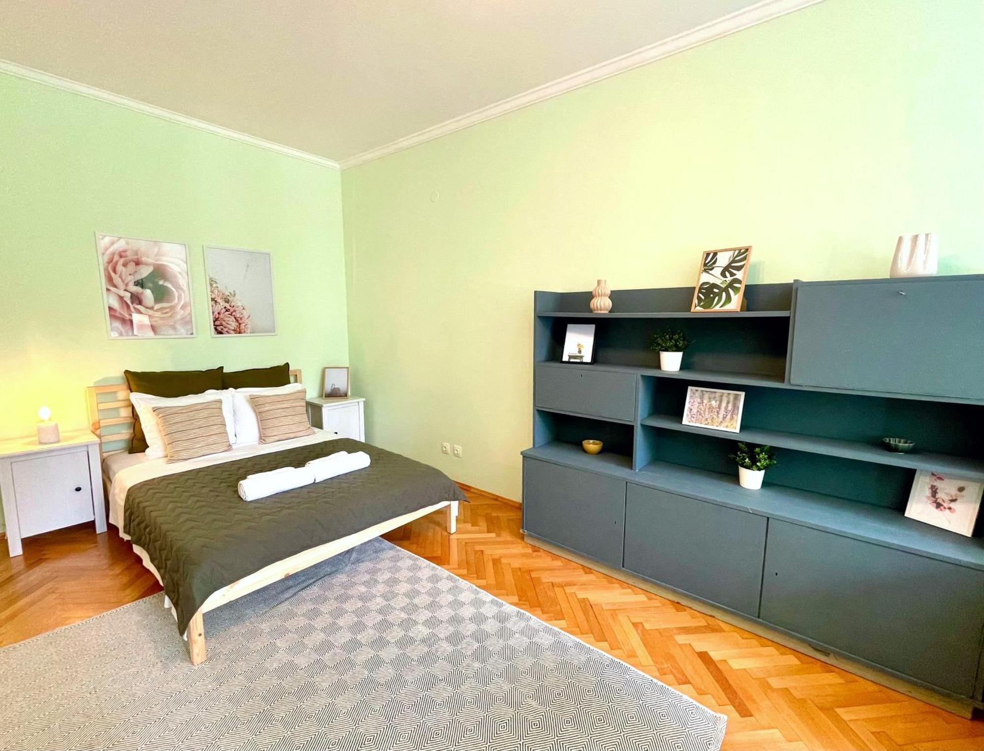Bohemian Bright & Calm 2Br - Top Center - Private Balcony Sofia Buitenkant foto