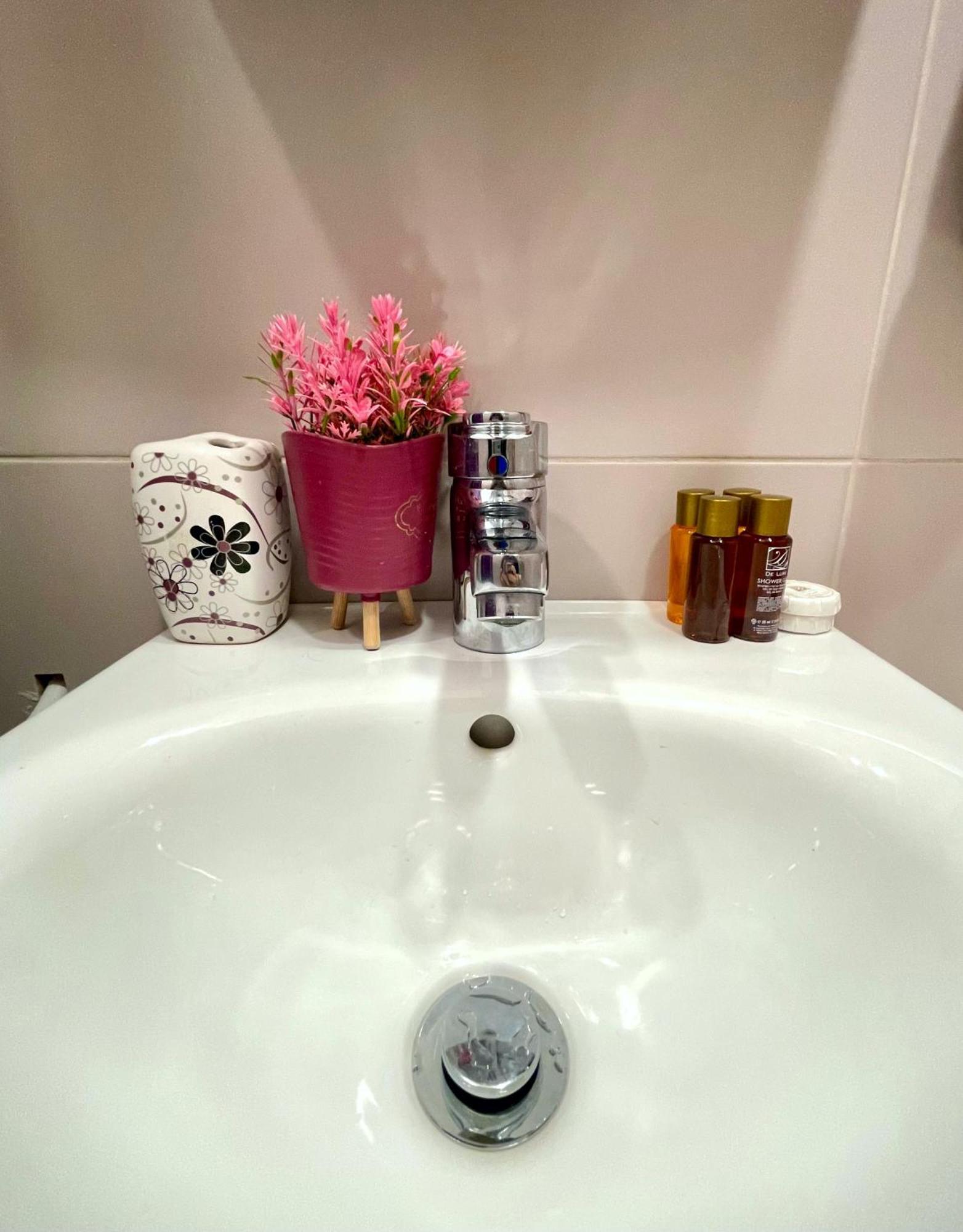 Bohemian Bright & Calm 2Br - Top Center - Private Balcony Sofia Buitenkant foto