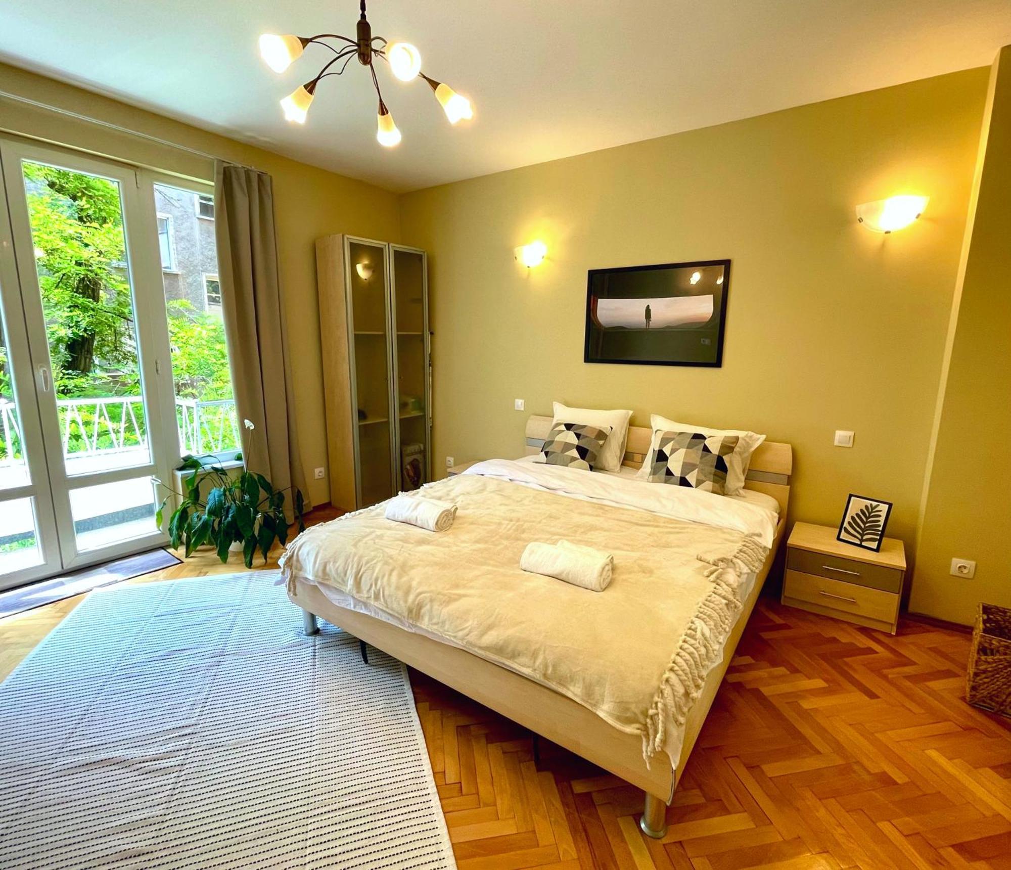 Bohemian Bright & Calm 2Br - Top Center - Private Balcony Sofia Buitenkant foto